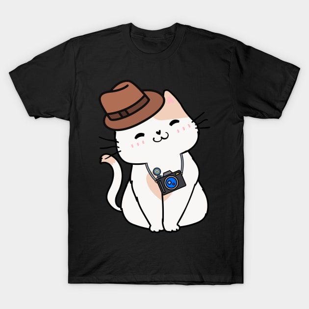 Funny persian cat is holding a camera T-Shirt by Pet Station